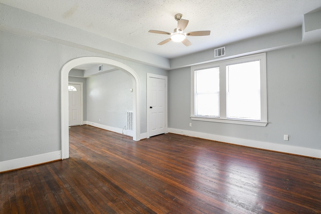 3015 Isabella Street - Photo 10