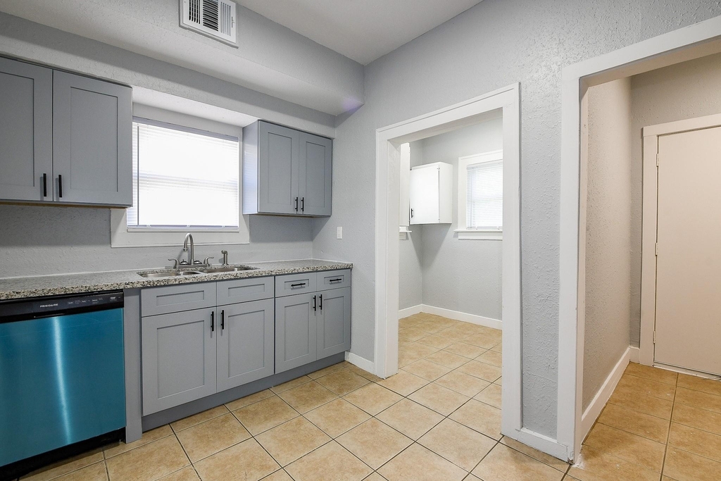 3015 Isabella Street - Photo 14