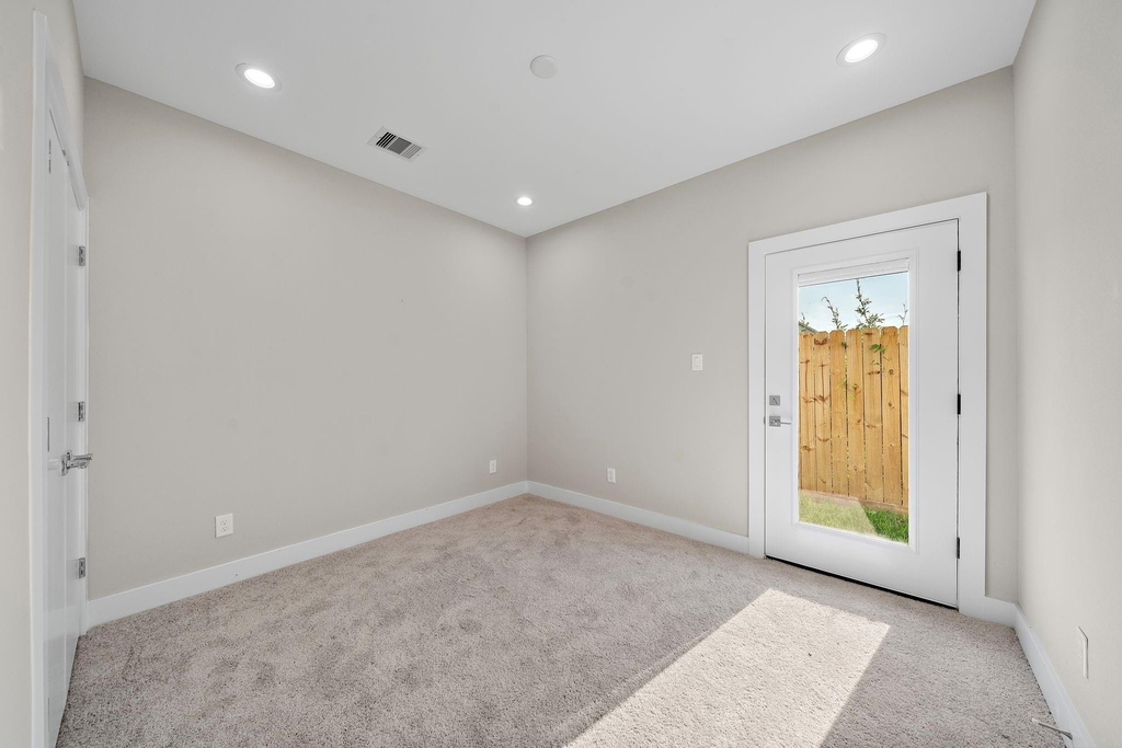 9 Wellford Street - Photo 29