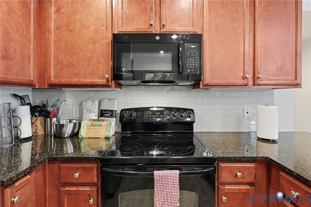 230 N 6th Street - Photo 10