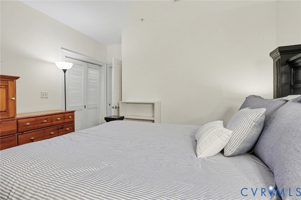 230 N 6th Street - Photo 15