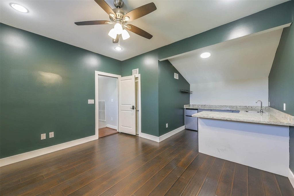 2422 Hadley Street - Photo 43