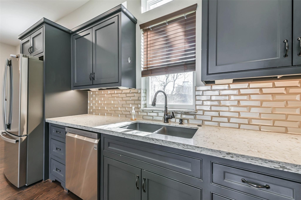 2422 Hadley Street - Photo 14