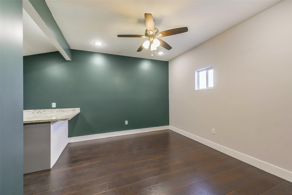 2422 Hadley Street - Photo 42