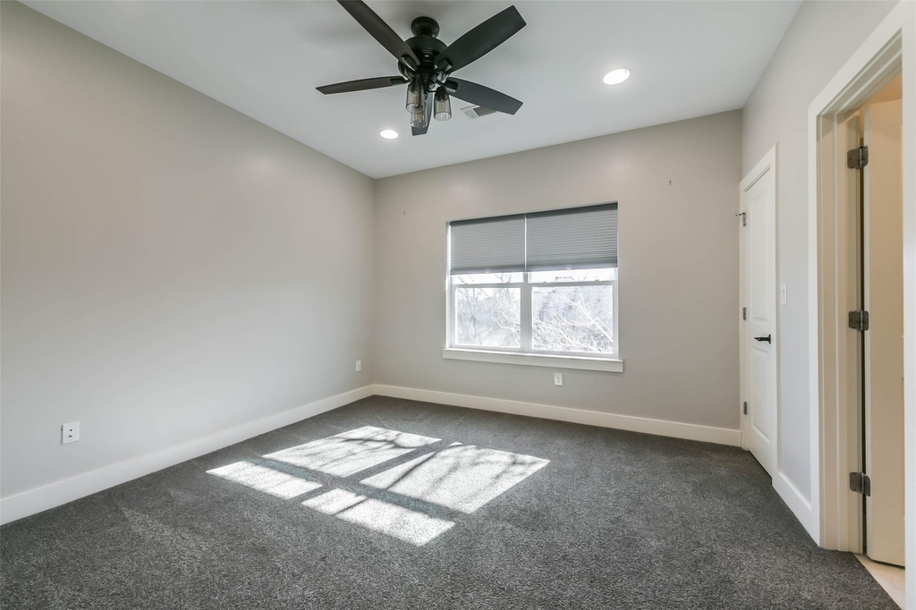 2422 Hadley Street - Photo 39