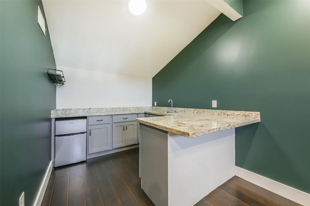 2422 Hadley Street - Photo 44