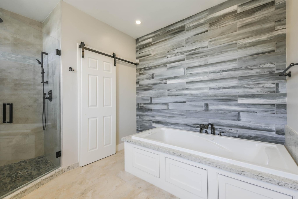 2422 Hadley Street - Photo 36