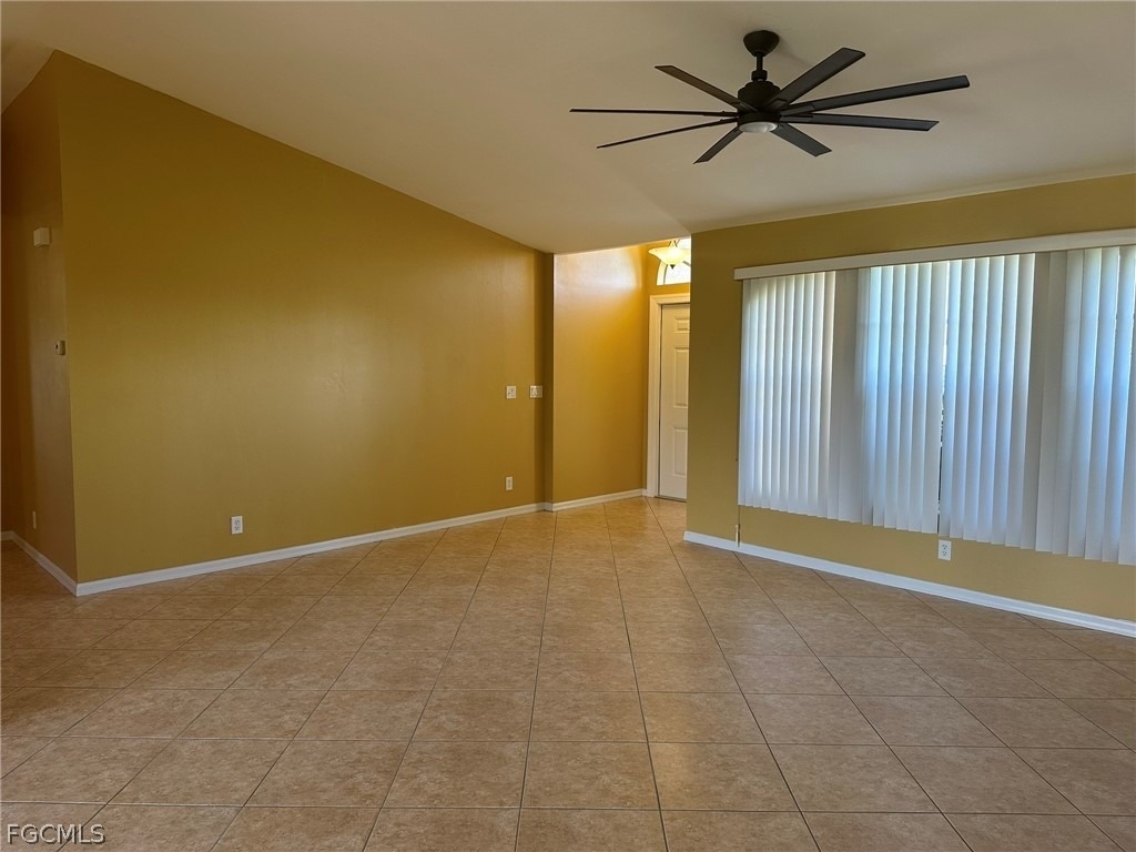 1915 Sw 13th Street - Photo 5