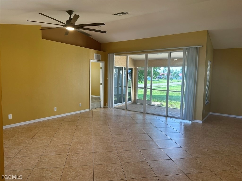 1915 Sw 13th Street - Photo 3