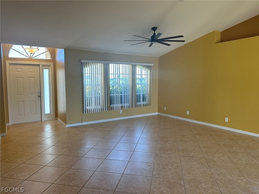 1915 Sw 13th Street - Photo 4