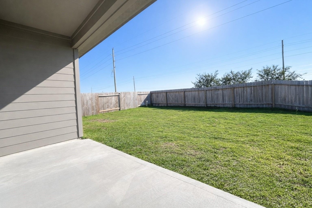 1739 Royal Rim Drive - Photo 19
