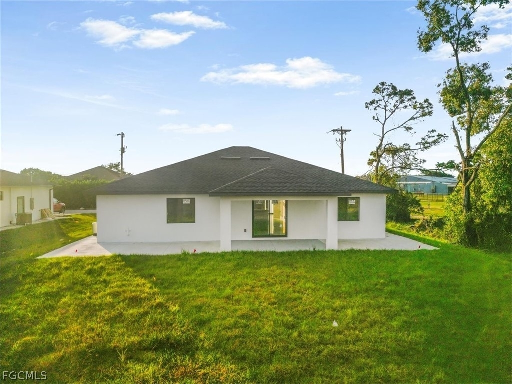 541 Chalet Avenue S - Photo 4