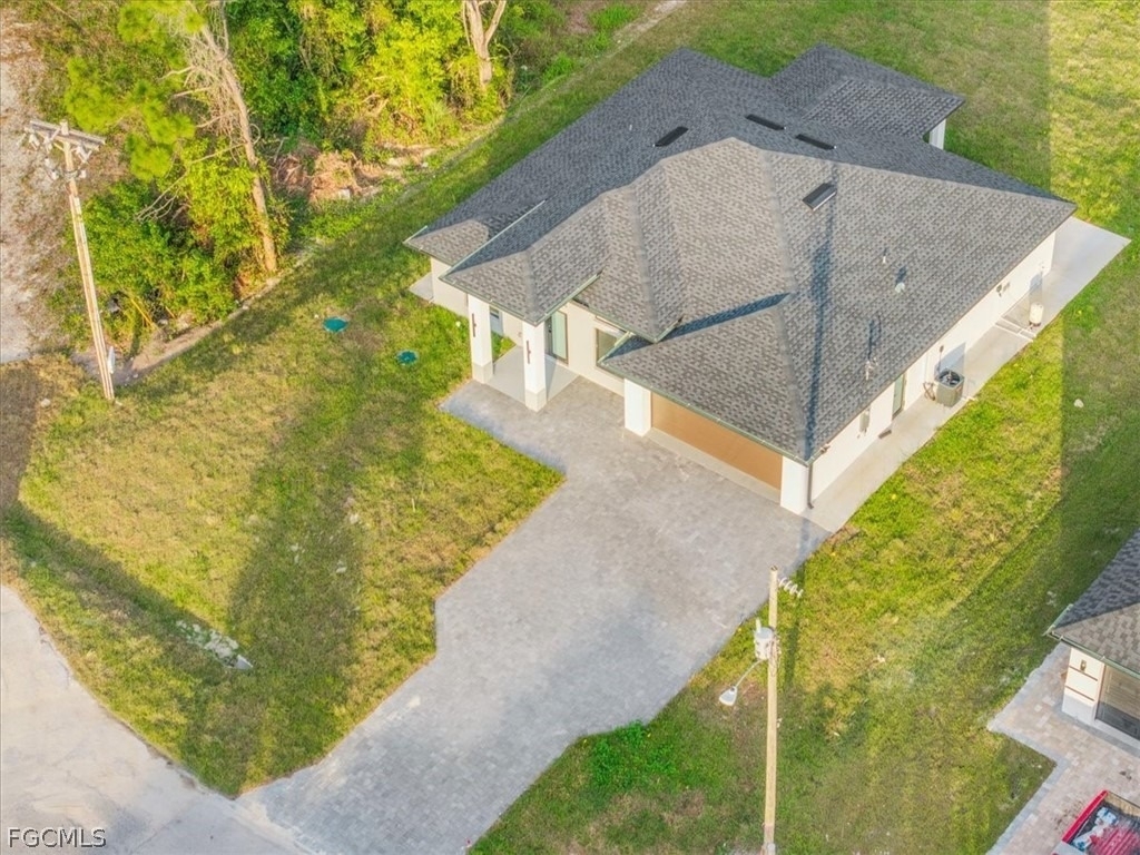 541 Chalet Avenue S - Photo 40
