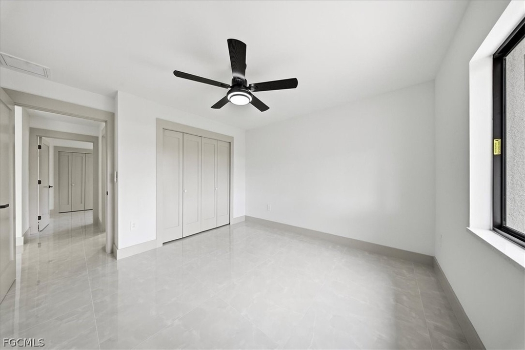 541 Chalet Avenue S - Photo 31