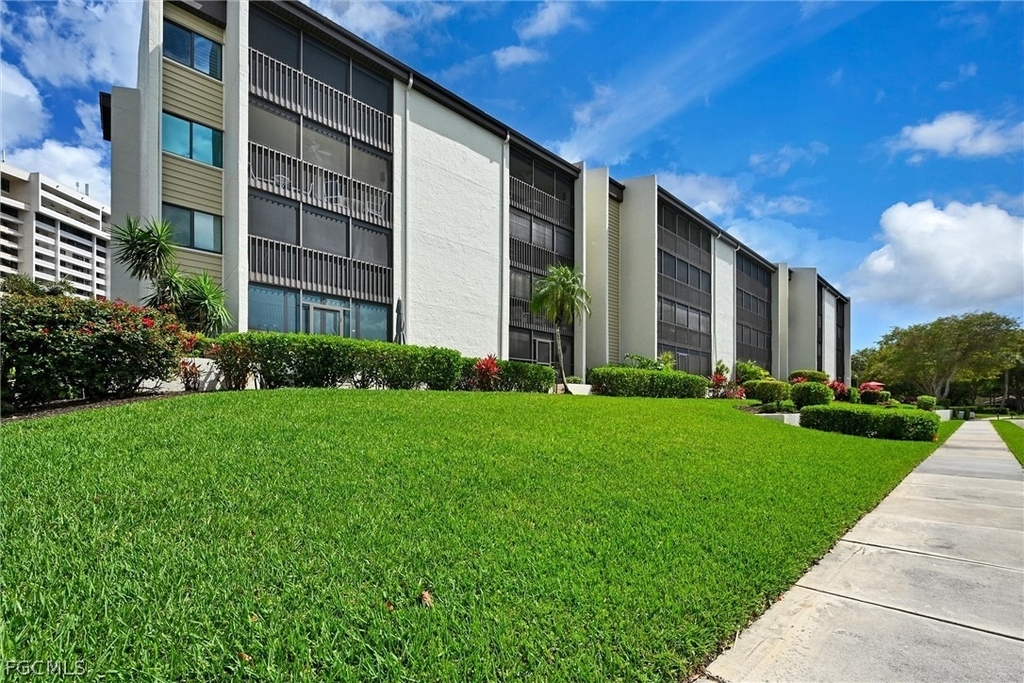 4821 S Landings Drive - Photo 34