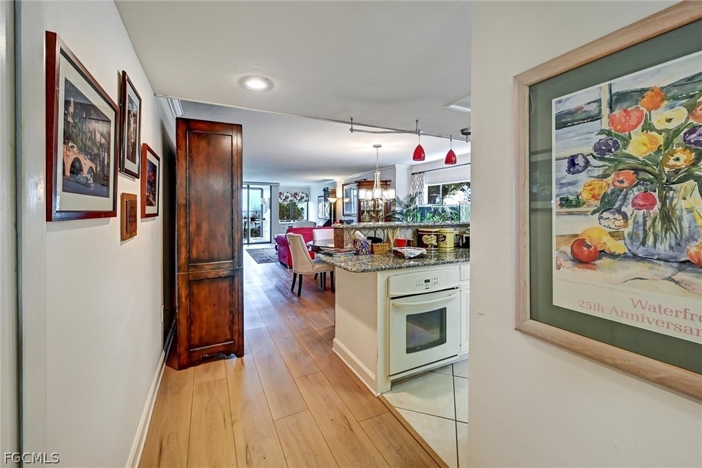 4821 S Landings Drive - Photo 2