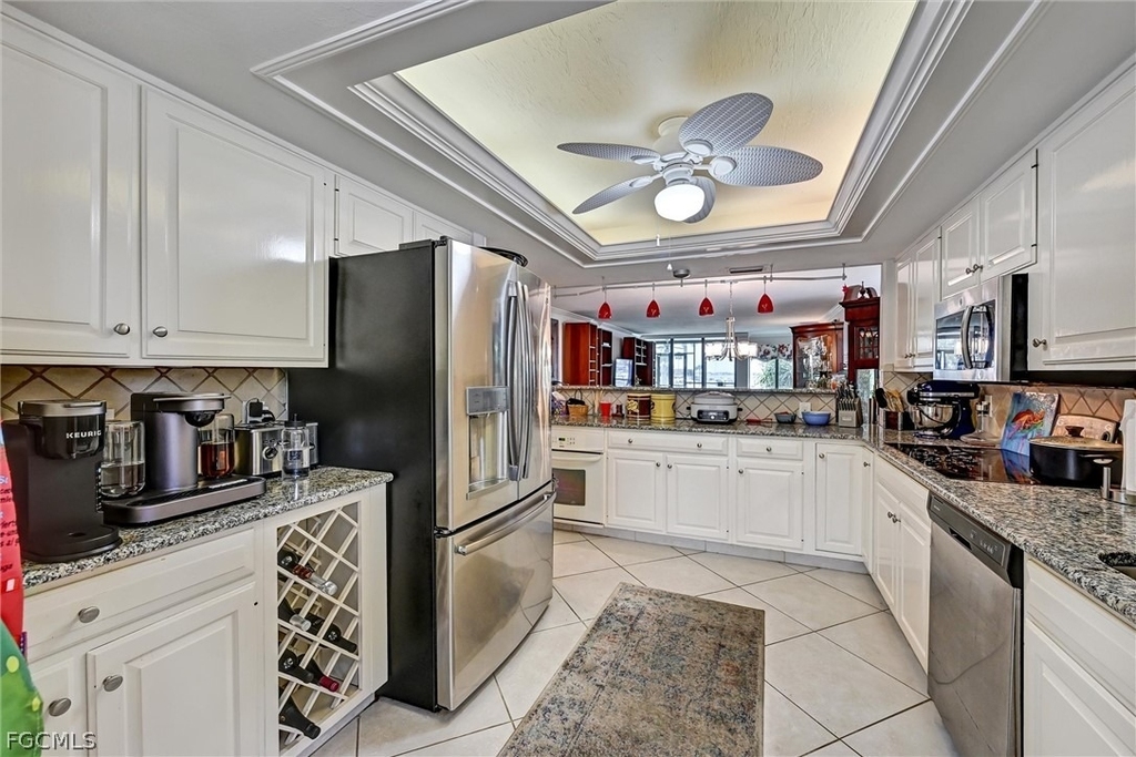 4821 S Landings Drive - Photo 5