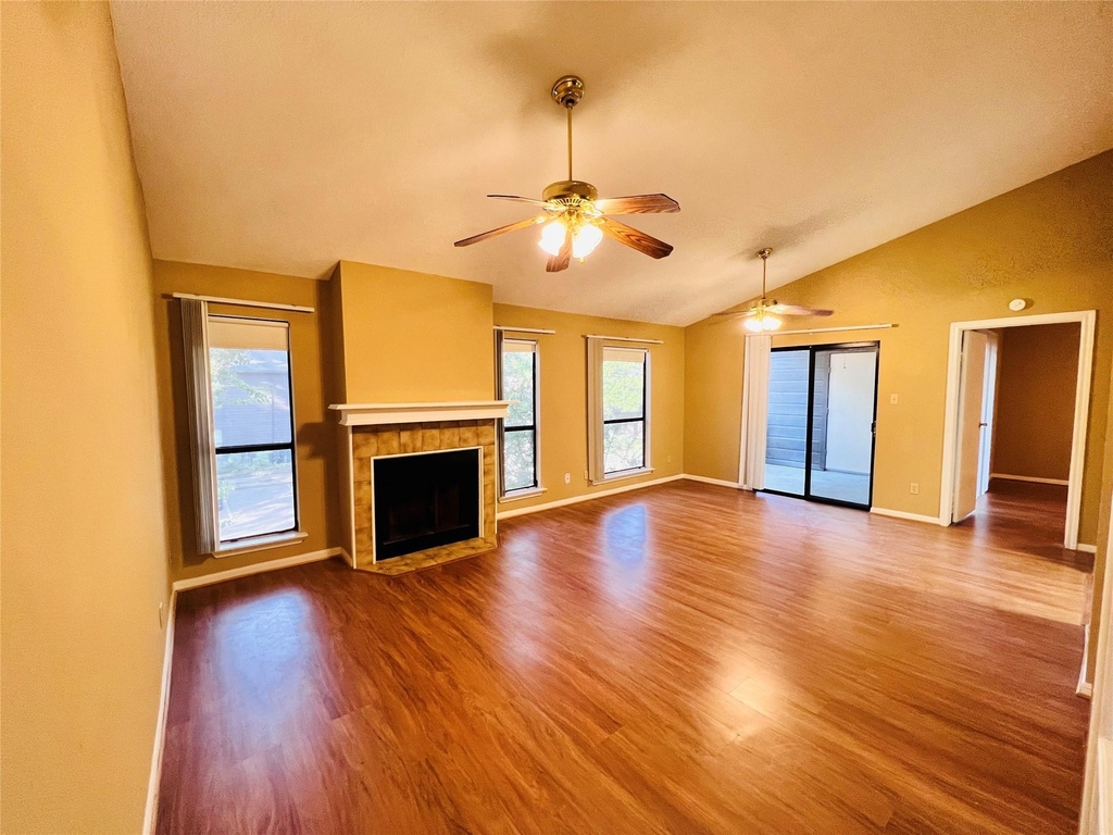 12755 Mill Ridge Drive - Photo 4