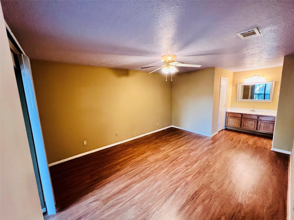 12755 Mill Ridge Drive - Photo 8