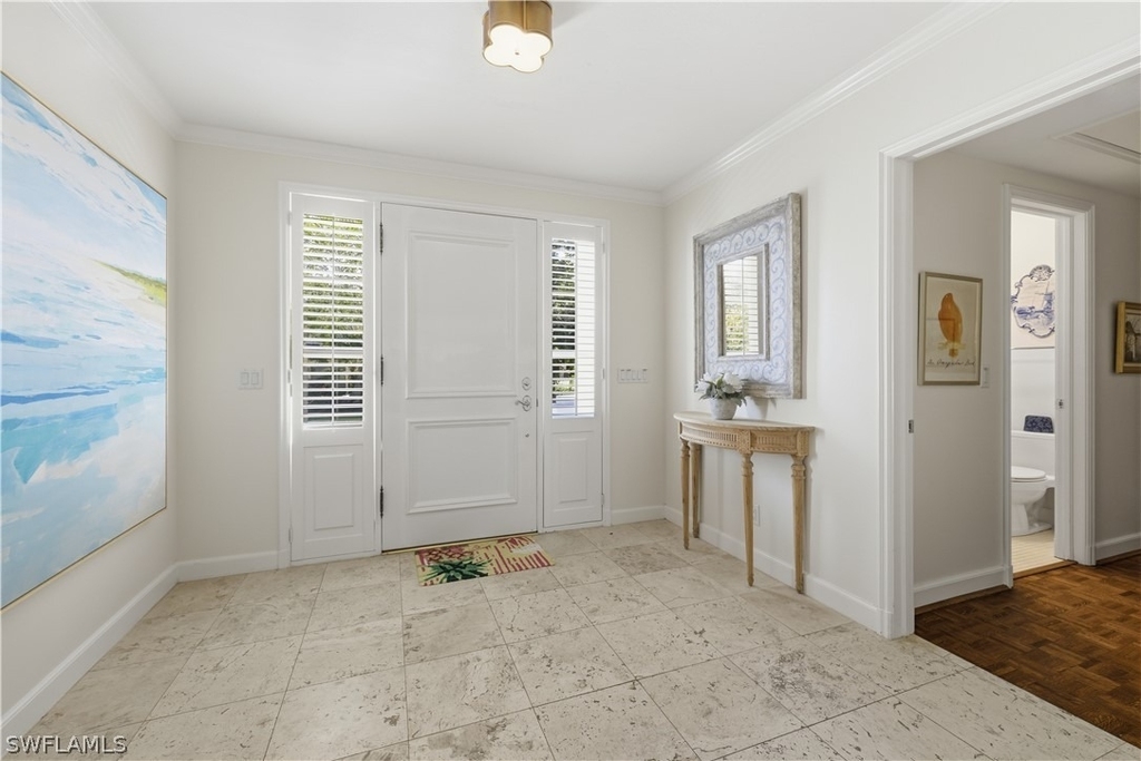 2700 Lantern Lane - Photo 4