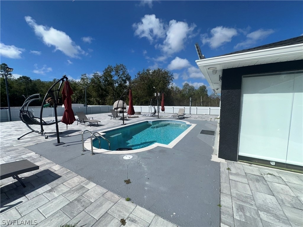 3417 31st Street W - Photo 36