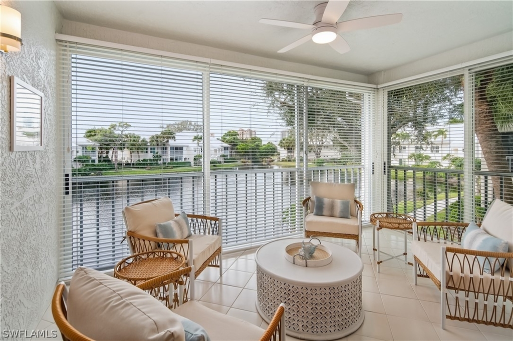784 Willowbrook Drive - Photo 2