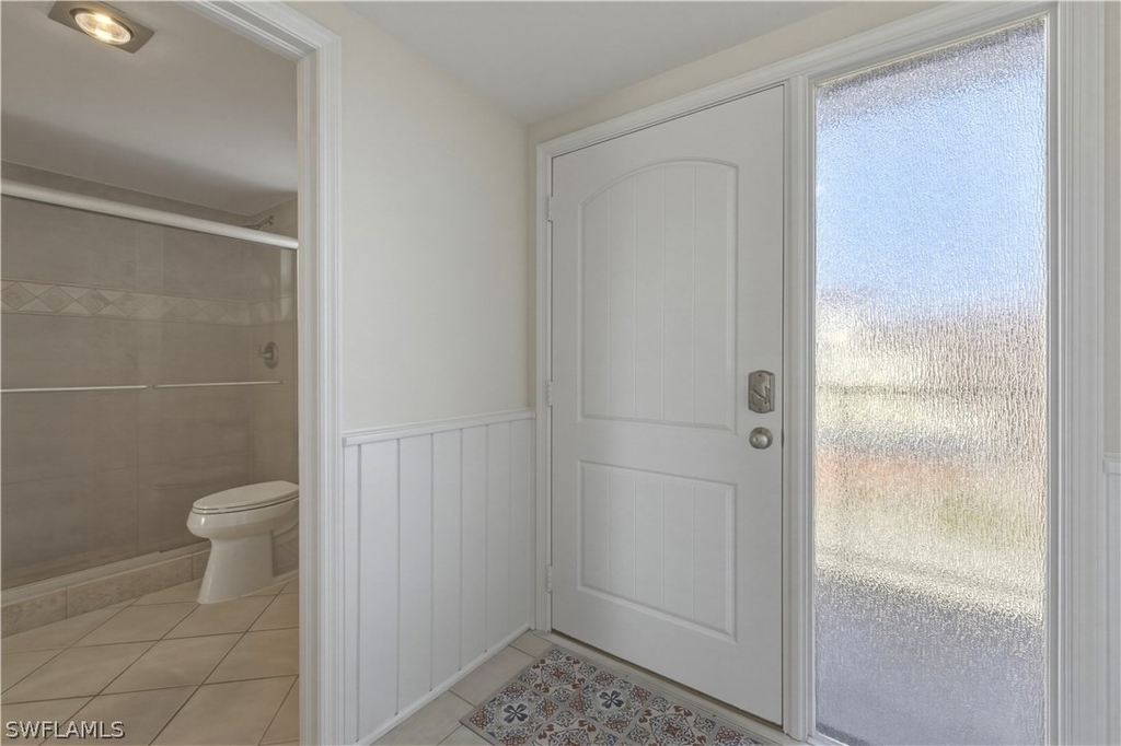 801 River Point Drive - Photo 2