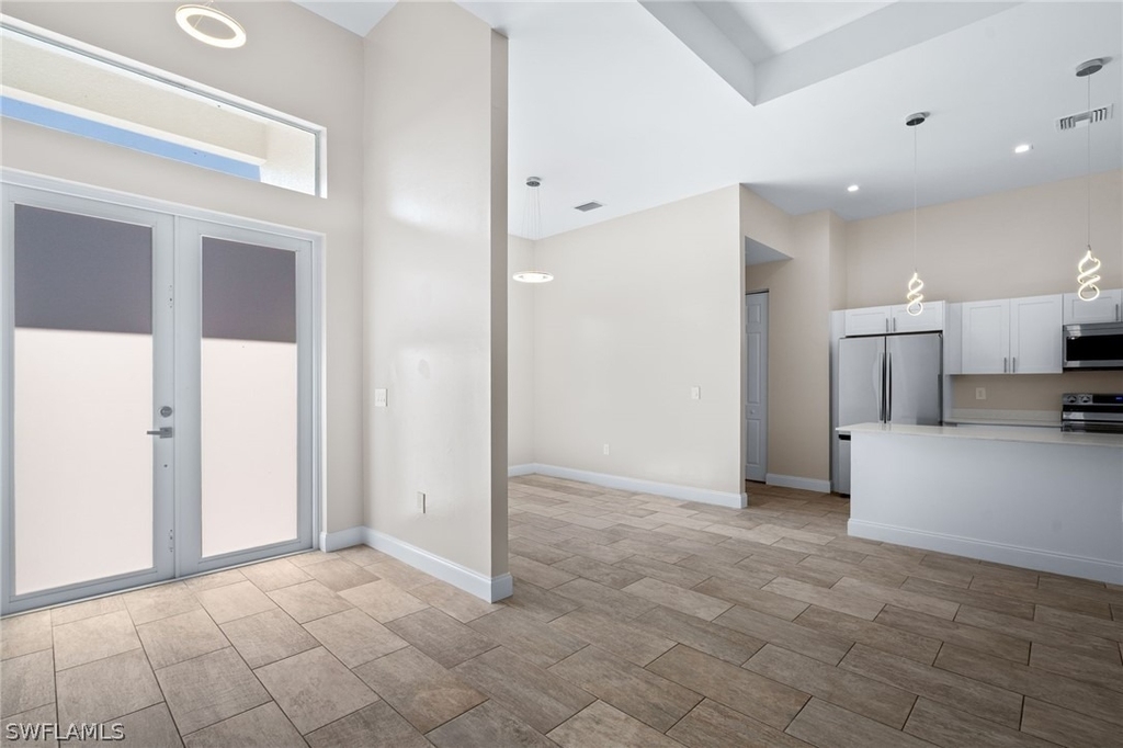2708 20th Street W - Photo 15