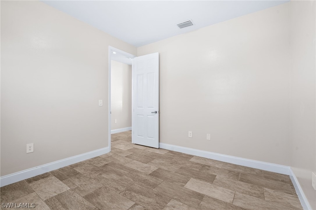 2708 20th Street W - Photo 22