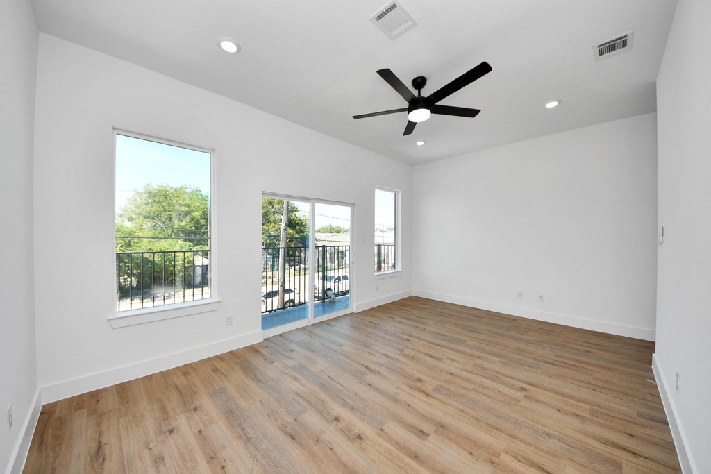 3310 Hardy Street - Photo 16