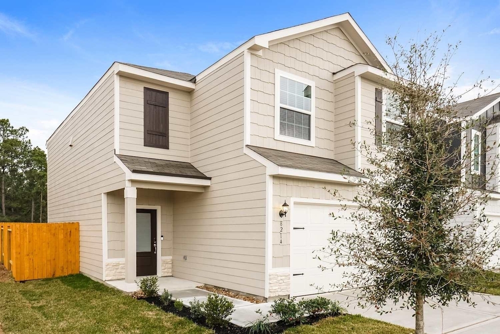 8214 Sunberry Shadow Drive - Photo 1