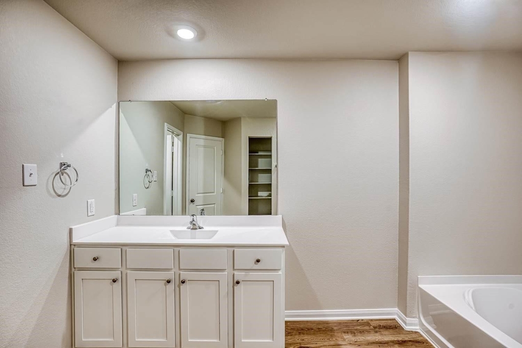 8214 Sunberry Shadow Drive - Photo 10