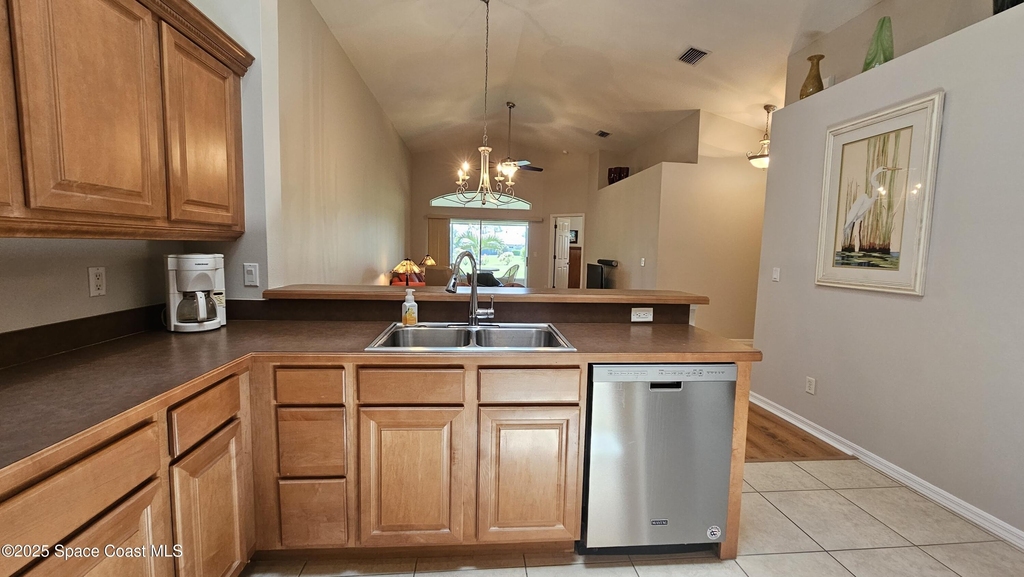 5324 Tay Court - Photo 8
