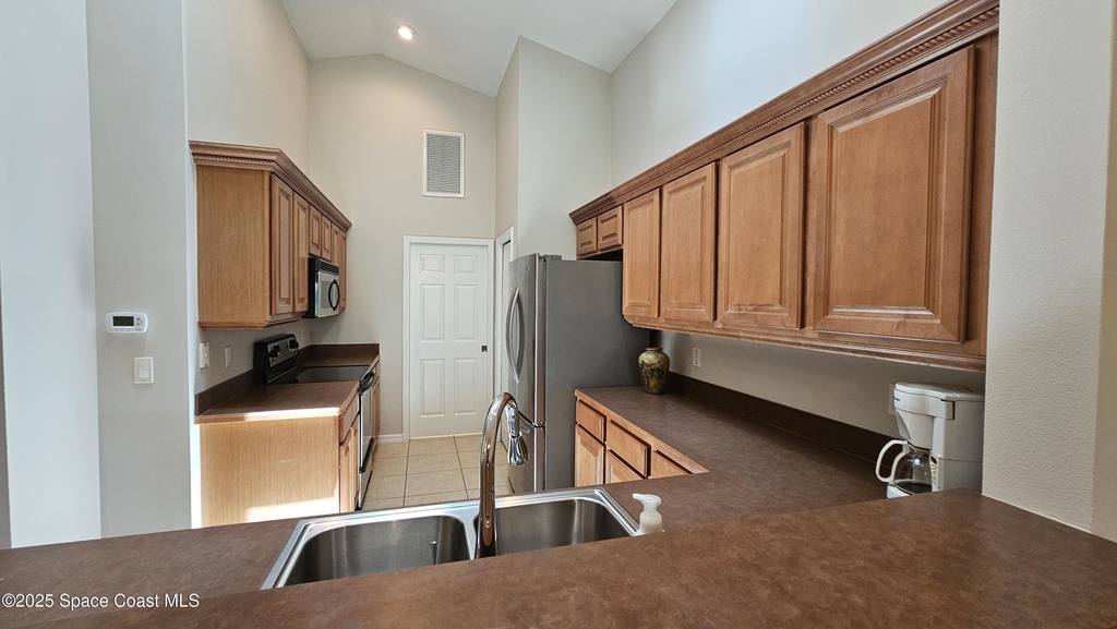 5324 Tay Court - Photo 10