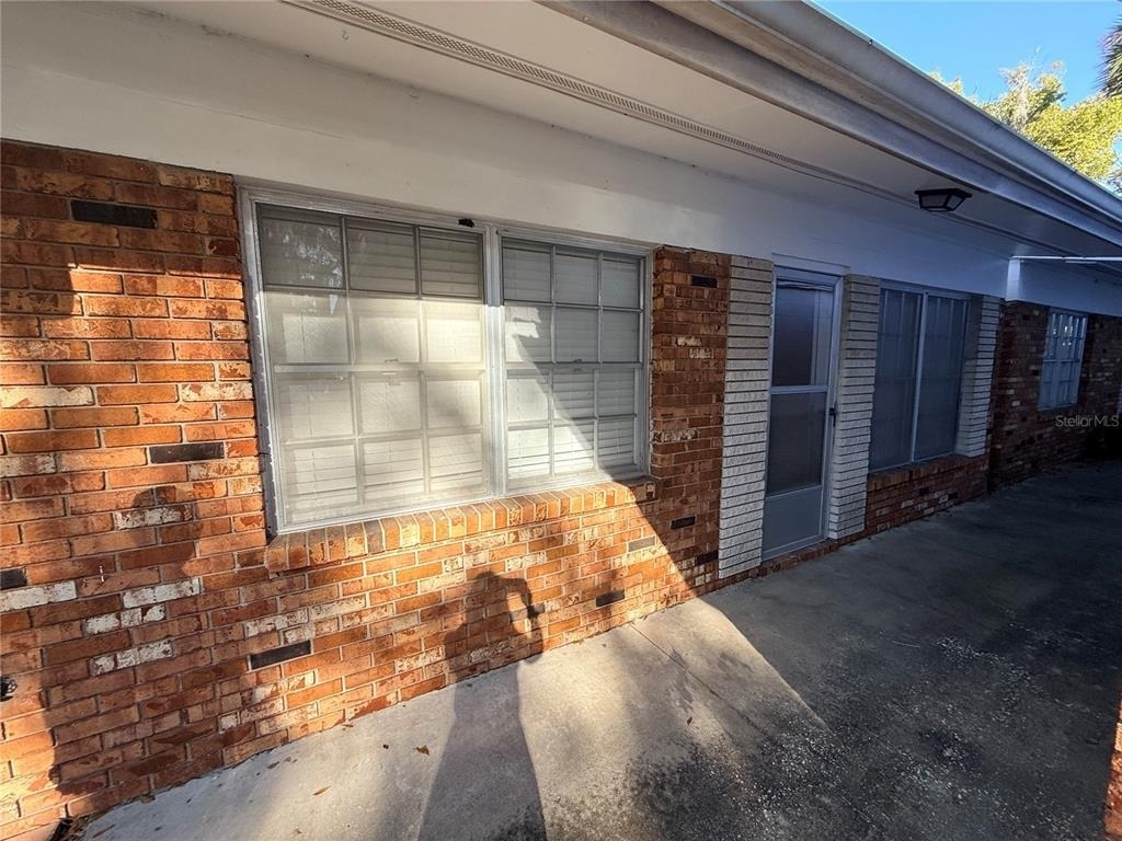 135 W Minnesota Avenue - Photo 22
