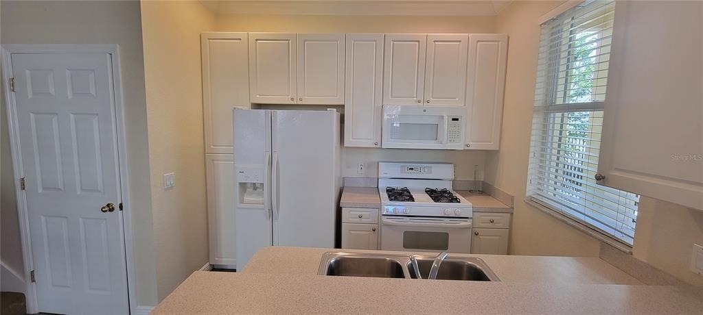 1112 Islamorada Lane - Photo 5