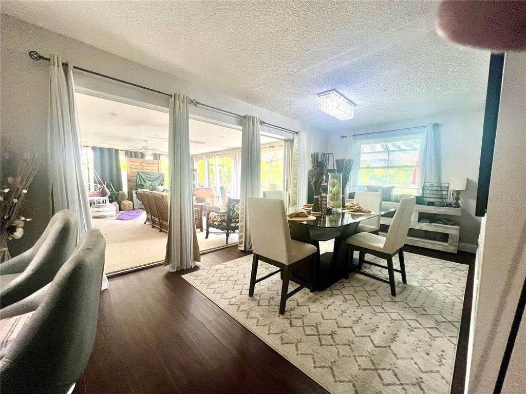 945 Chevy Chase Street - Photo 9