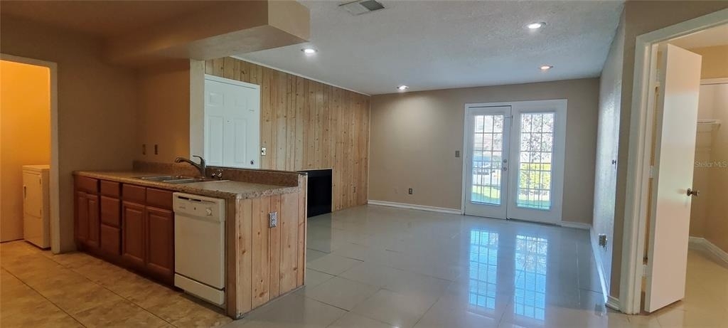 2550 N Alafaya Trail - Photo 5