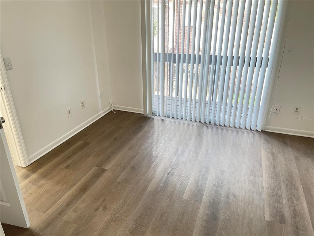 2352 Huntington Green Court - Photo 11