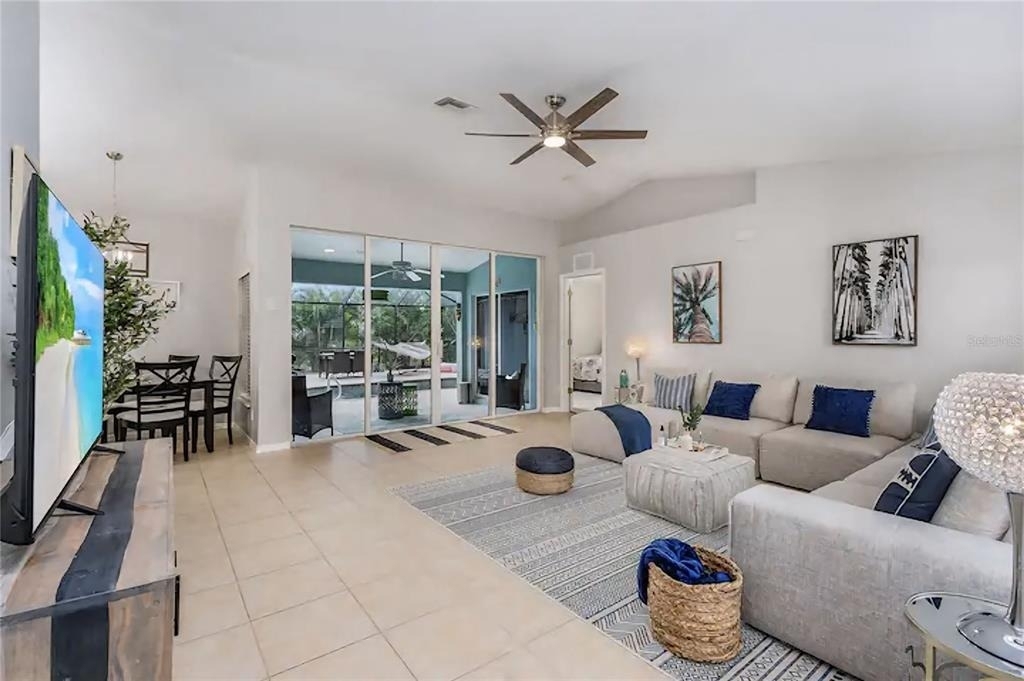 2705 Sw 11th Place - Photo 6