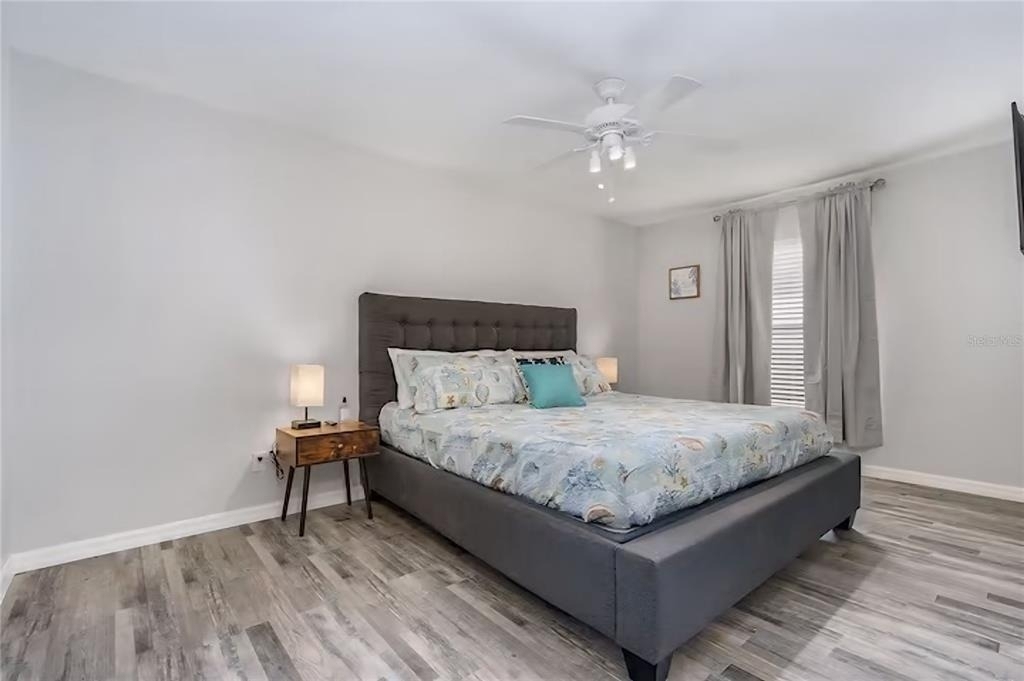 2705 Sw 11th Place - Photo 14