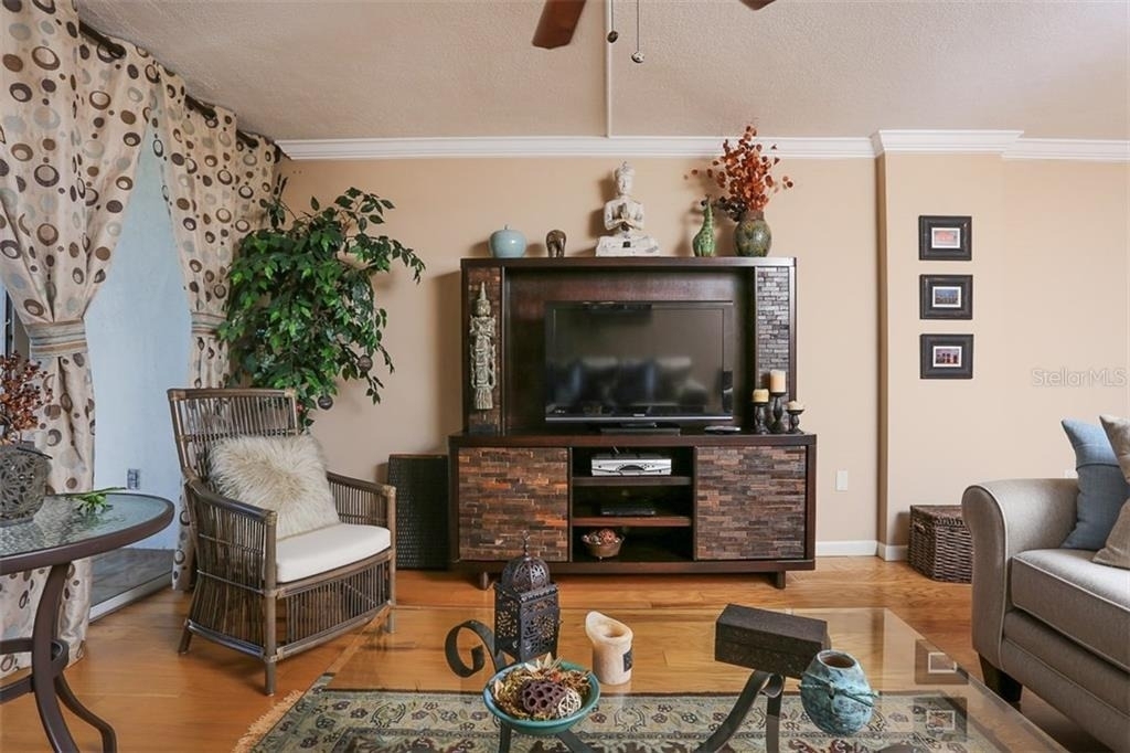 1770 Benjamin Franklin Drive - Photo 4