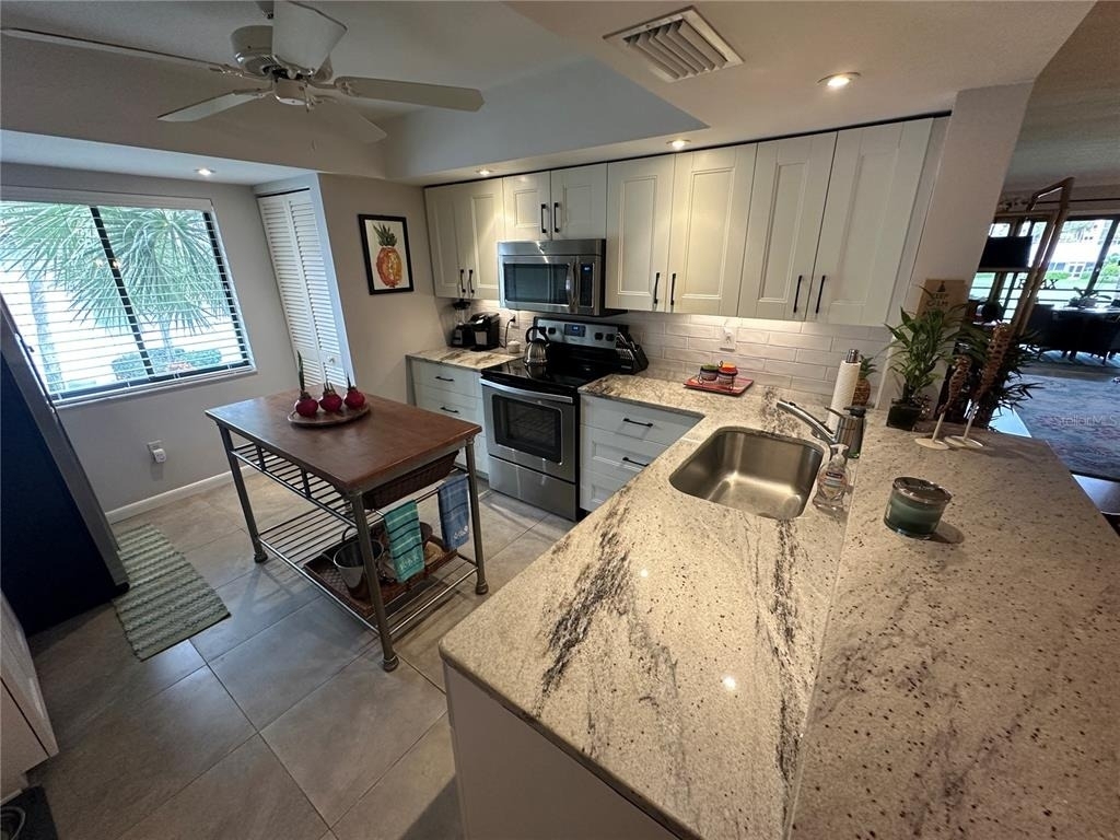 3500 El Conquistador Parkway - Photo 2