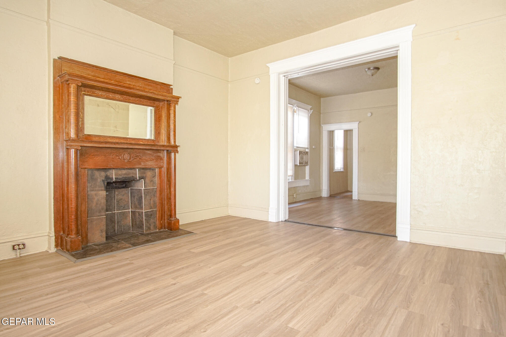 1419 Wyoming Avenue - Photo 2