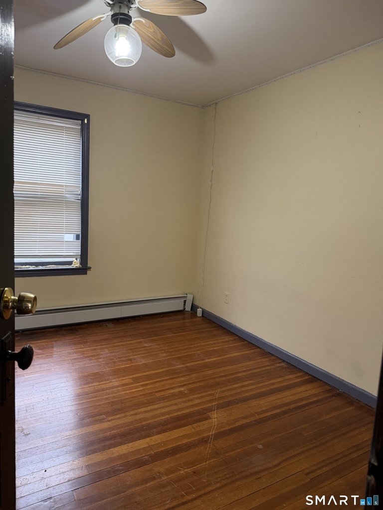 16 Saint Lawrence Street - Photo 2