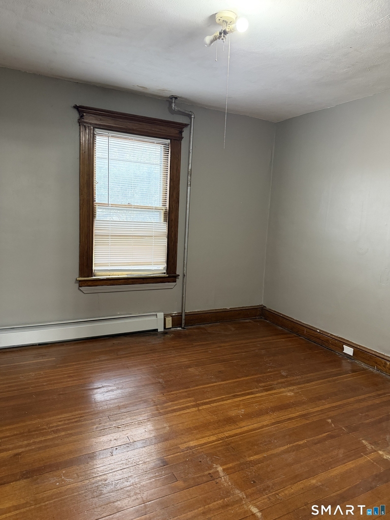 16 Saint Lawrence Street - Photo 3