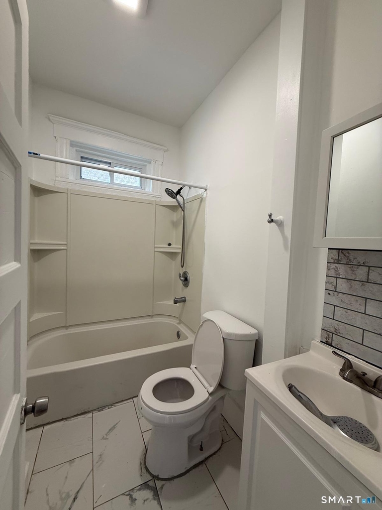 175 Read Street - Photo 5