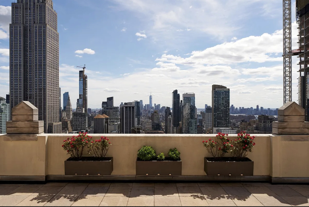 5th Avenue - Photo 4