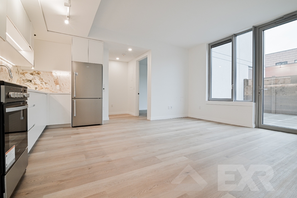 957 Atlantic Avenue - Photo 3