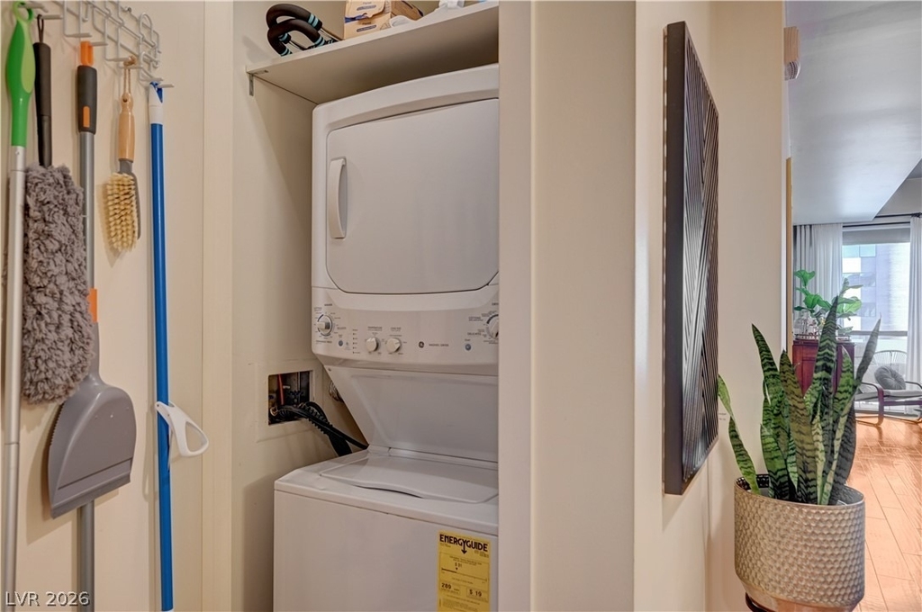 353 E Bonneville Avenue - Photo 18